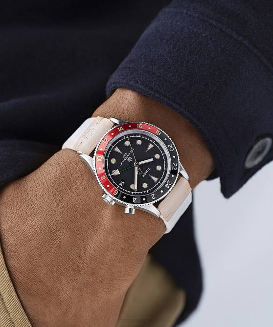 kellot | Timex miehet Waterbury perinteinen gmt 39mm sekamateriaali rannekello ruostumaton teräs/valkoinen/musta 64XP4