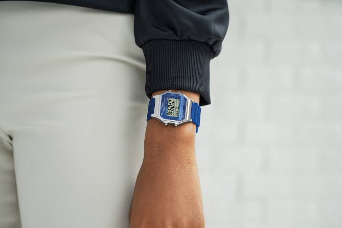 kellot | Timex miehet t80 34mm hartsirannekello hopean sävyinen/sininen 64XP266