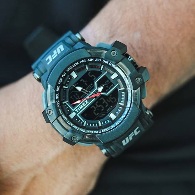 kellot | Timex miehet ufc combat 53mm hartsirannekello musta 64XP264